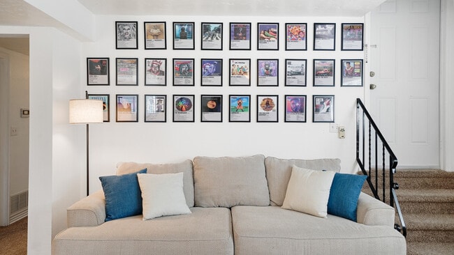 Building Photo - 423 W 1640 S