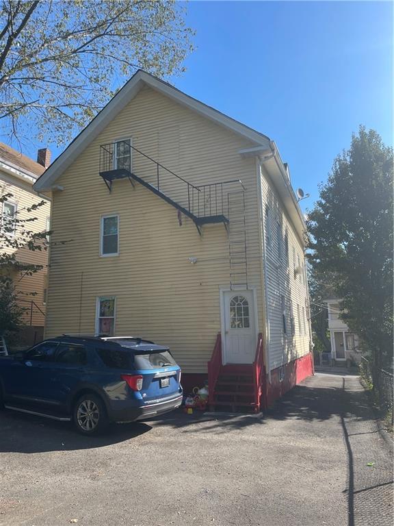 Building Photo - 34 Bowdoin St