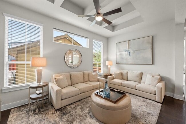 Foto del edificio - 915 Banyon St