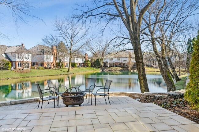Building Photo - 1049 Mar Ln Dr