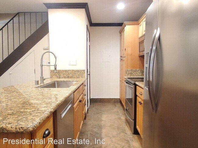 Building Photo - 2 br, 1 bath House - 267 Watson Dr #3