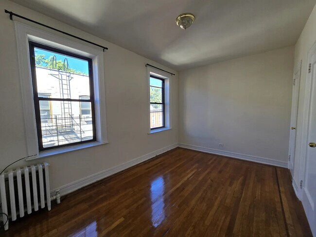 Foto del edificio - 23-84-84 26th St