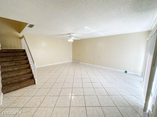 Building Photo - 3 br, 2.5 bath House - 1919 N Congress Ave