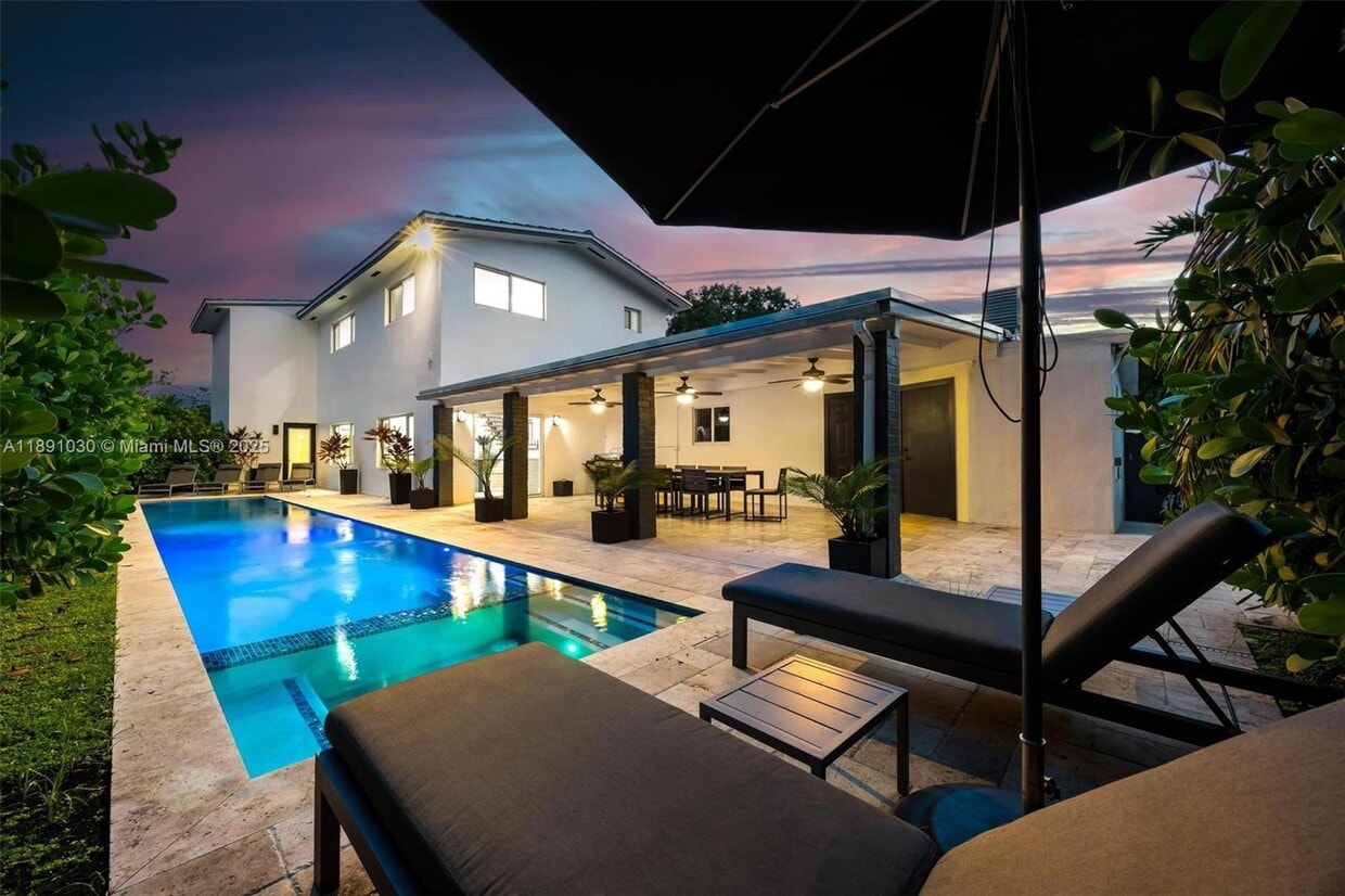 Foto principal - 1651 SW 13th Ave