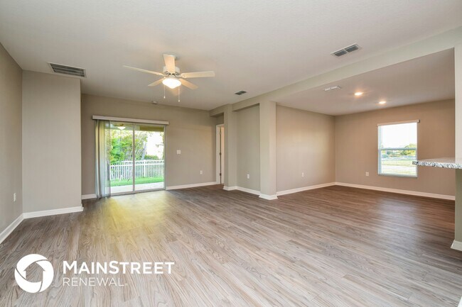 Foto del edificio - 1305 NE 34th Ln
