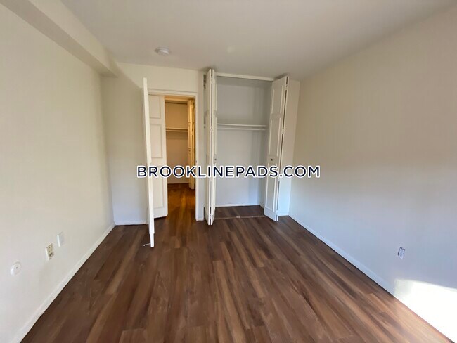 Foto del edificio - 185 Freeman St