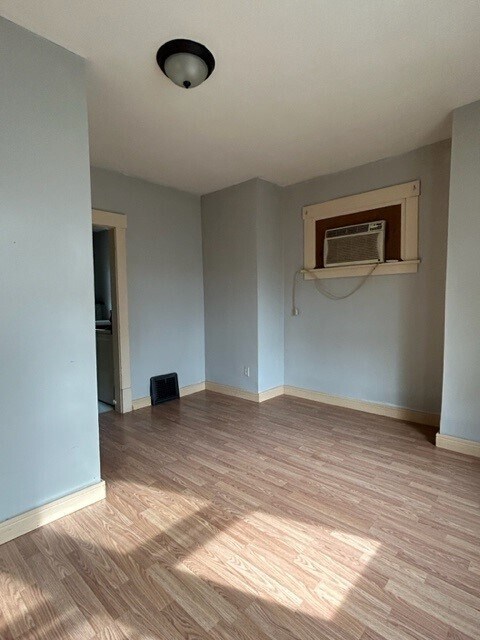 Building Photo - 1370 Lee Ct SW