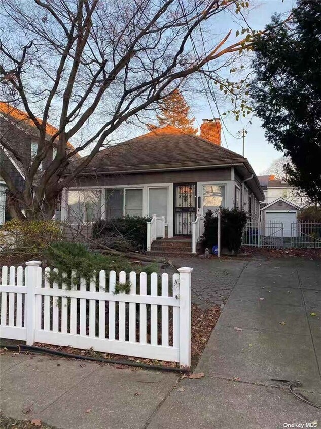 Foto principal - 33-65-65 168th St