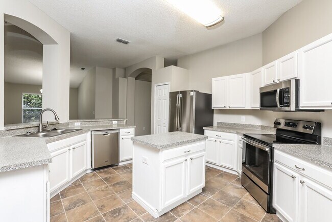 Foto del edificio - 25223 Ironwedge Dr