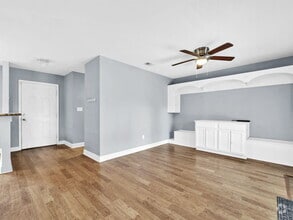 Building Photo - 627 Ferretti Ave
