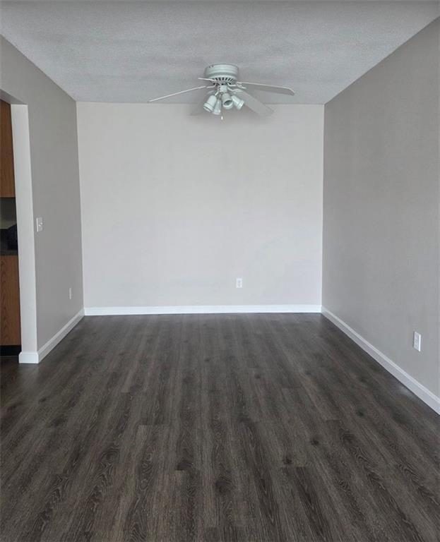 Foto del edificio - 3 Admiralty Dr