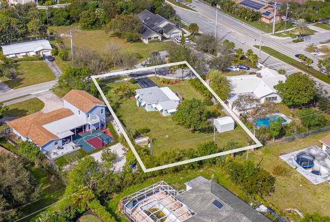 Foto del edificio - 3940 NW 5th Ave