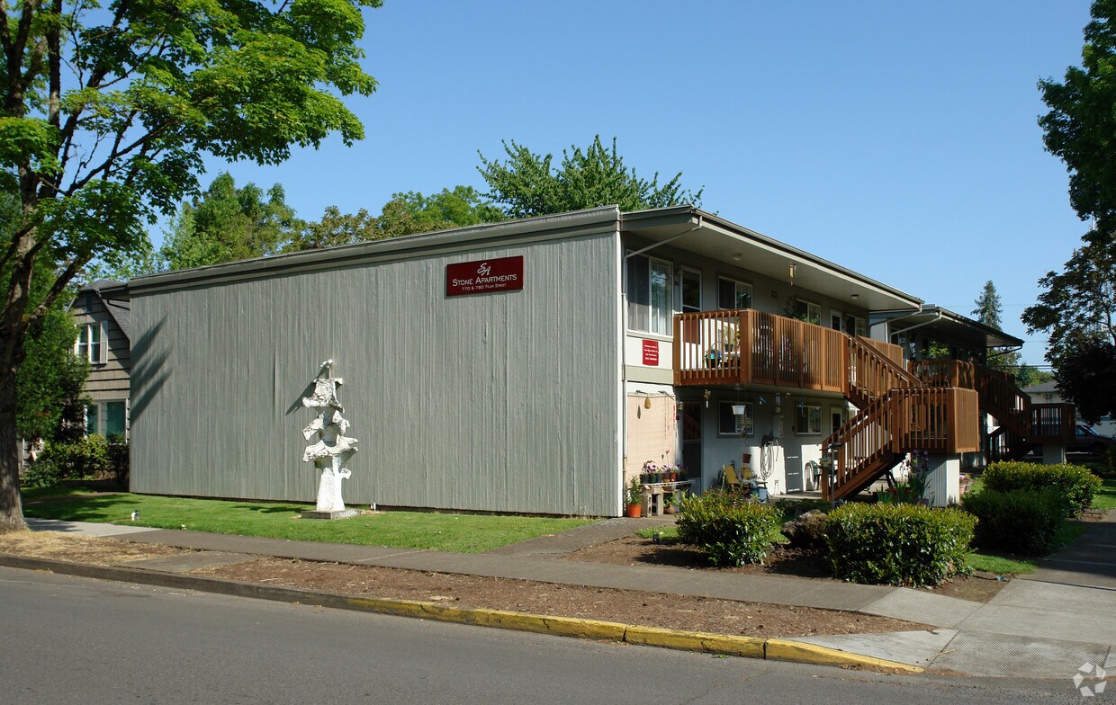 Primary Photo - 770-780 Tyler St