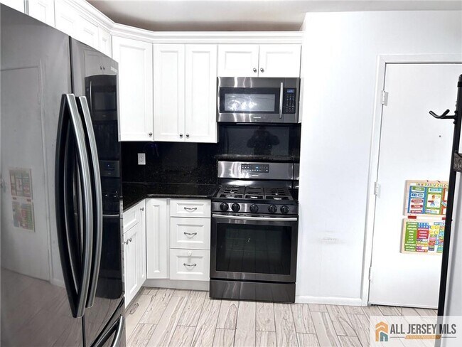 Foto del edificio - 532 Cricket Ln