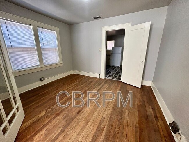Building Photo - 2122 16th St