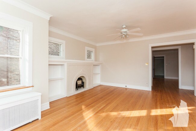 Foto del edificio - 5140 W Cullom Ave
