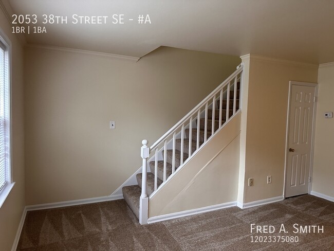 Foto del edificio - Beautiful 1BR Condo in Fairfax Village - C...