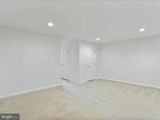 Building Photo - 100 Norwood Dr