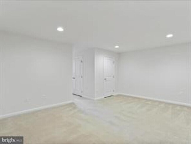 Foto del edificio - 100 Norwood Dr