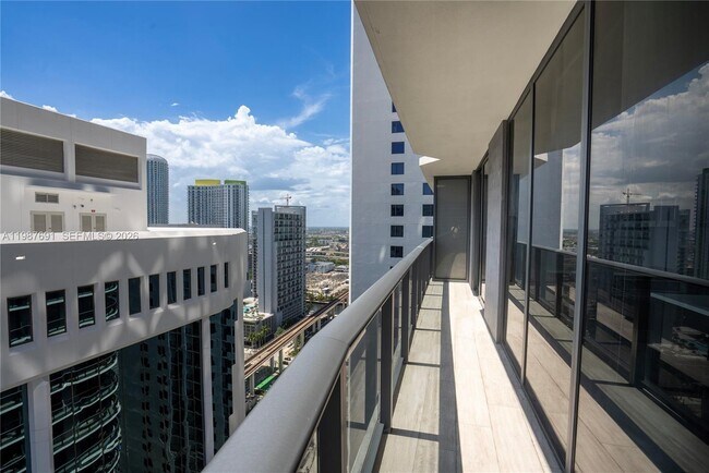 Foto del edificio - 55 SW 9th St