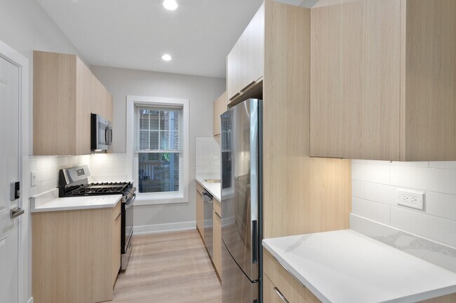 Foto del edificio - 1904 W Morse Ave