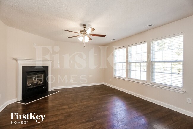 Foto del edificio - 6648 Rustic View Ct