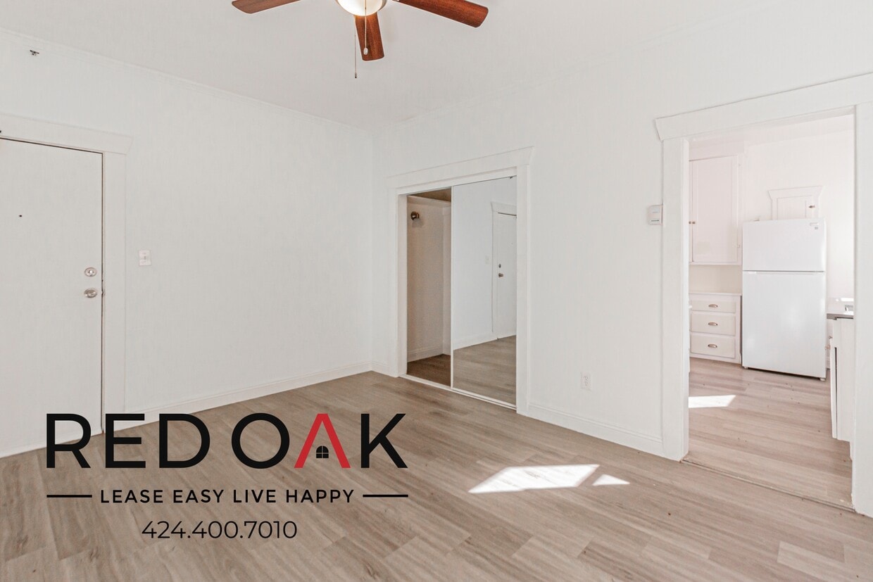 Foto principal - 527 W 15th St