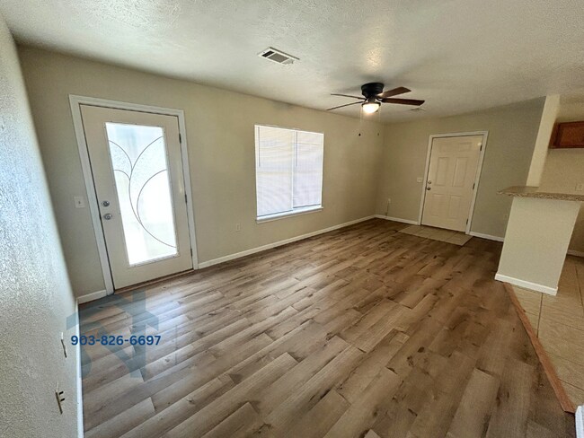 Foto del edificio - 307 Ward St