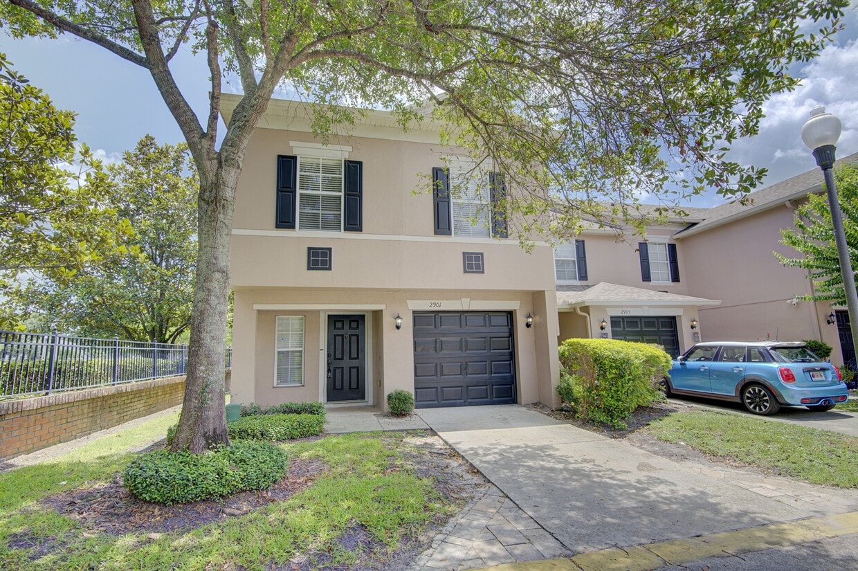 Foto principal - 2901 Ashford Park Pl