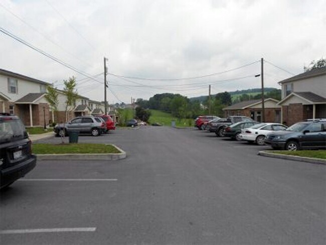 Foto del edificio - 3 BR