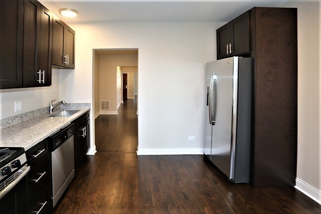 Foto del edificio - 4447 N Rockwell St