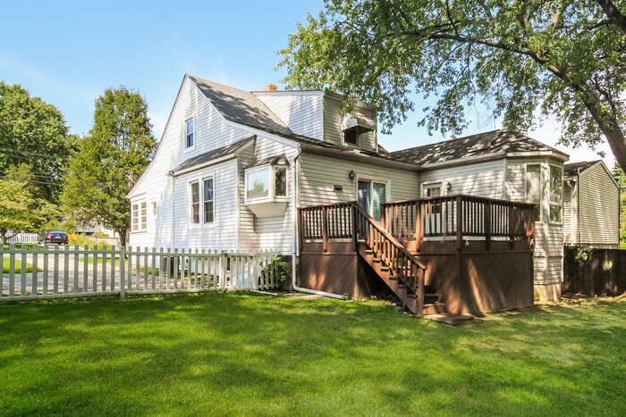 Building Photo - 4 Bedroom 1.5 bath located in Garland Park