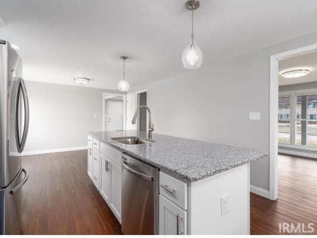 Foto del edificio - 1640 Hemlock Rd