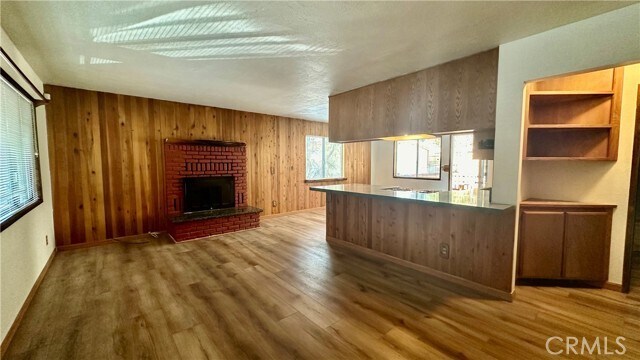 Building Photo - 618 Victoria Ln