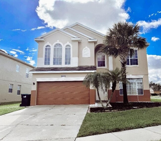 5 bedroom, 3.5 bath Pool Home - 5 bedroom, 3.5 bath Pool Home