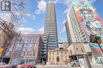 Building Photo - 308 Jarvis St