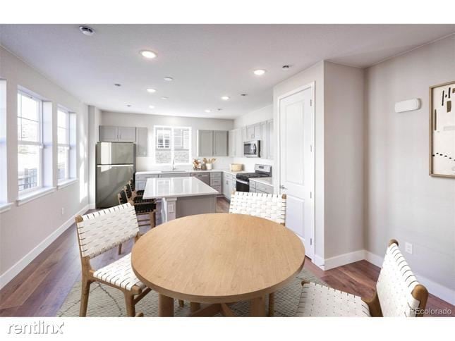 Building Photo - 3 br, 2 bath House - 23691 i E 40Th Avenue