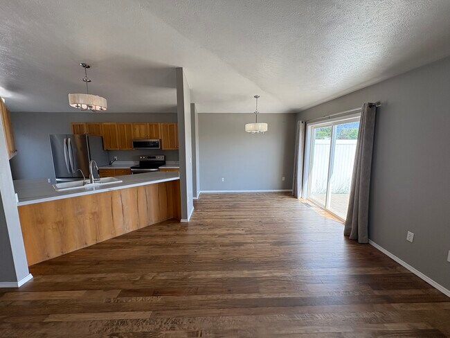 Building Photo - 20 Ruder View Ct