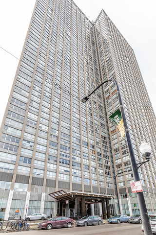 Primary Photo - 655 W Irving Park Rd
