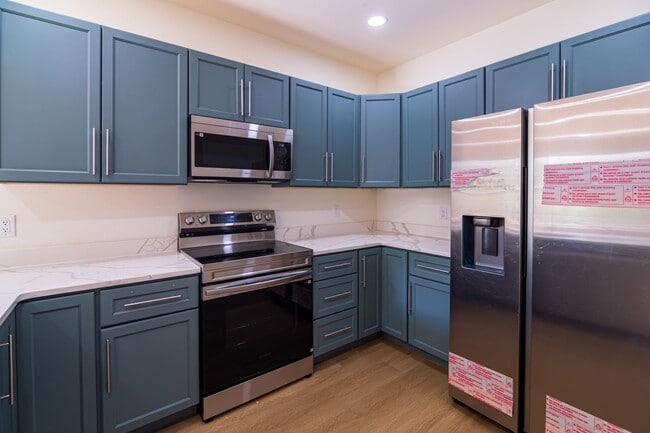 Photo - 808 N Preston St Apartment