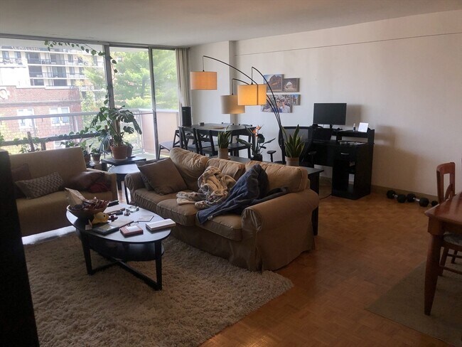 Building Photo - 45 Longwood Ave