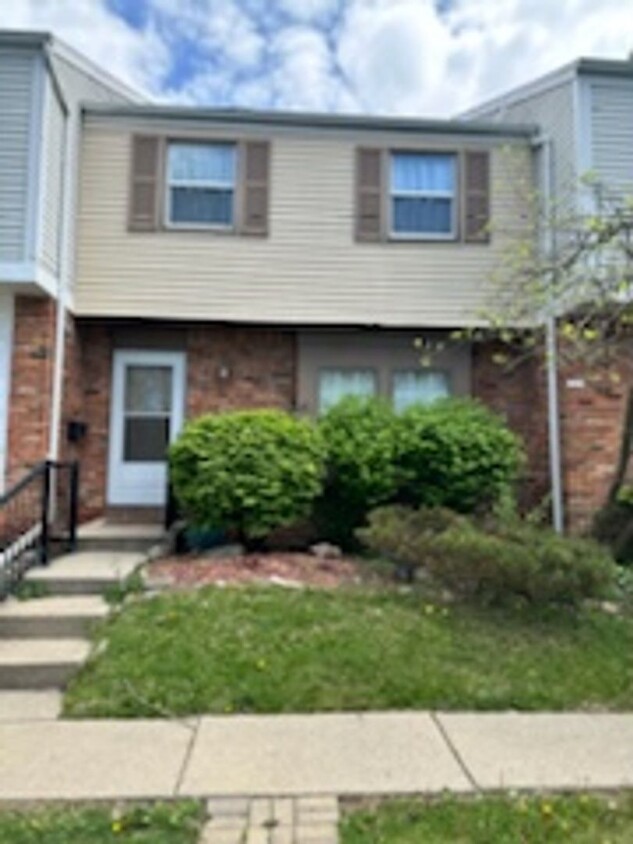 11 Meadowbrook Ct Unit 11 Meadowbrooko Court, Perrysburg, OH 43551 ...