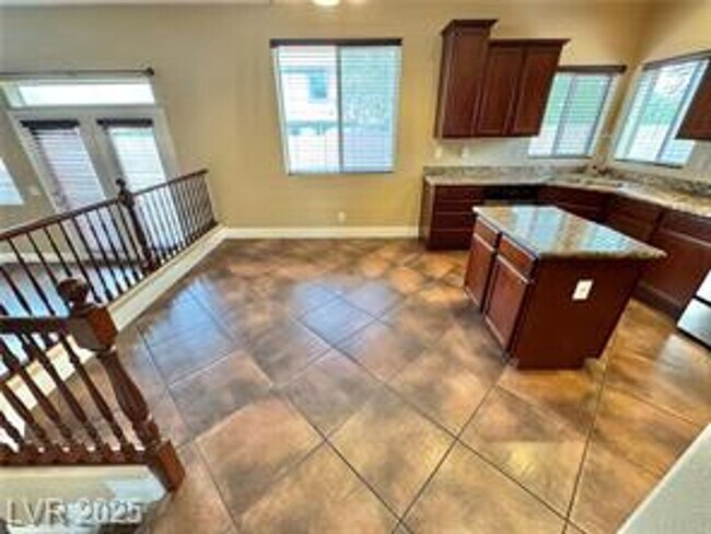 Foto del edificio - DON’T MISS OUT ON THIS BEAUTIFUL 4-BEDROOM...