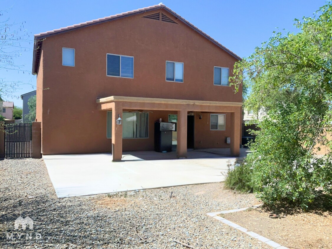 Foto del edificio - 4732 W Dill Ave