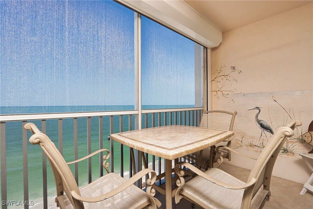 Foto principal - 26000 Hickory Blvd