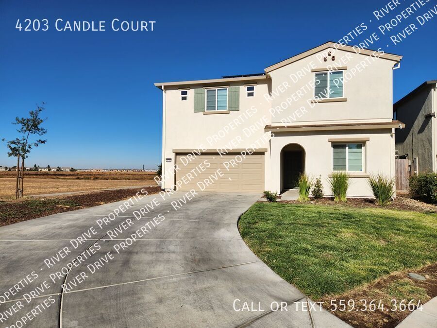 Primary Photo - North Merced Spacious home