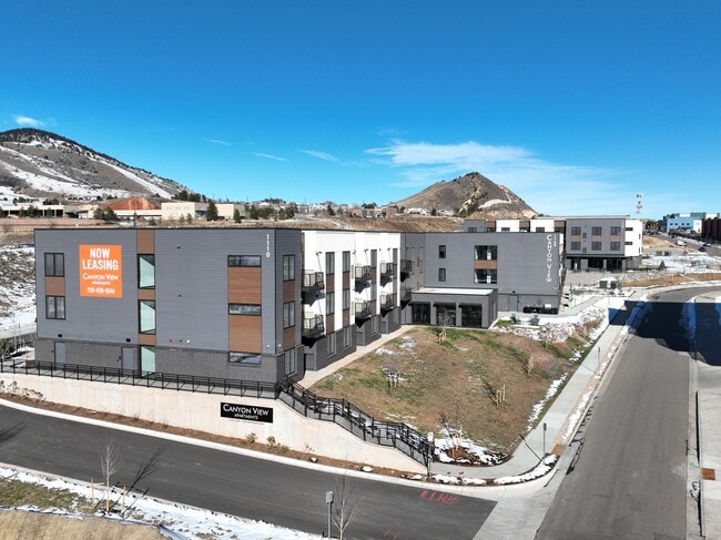 3D Exterior - Canyon View