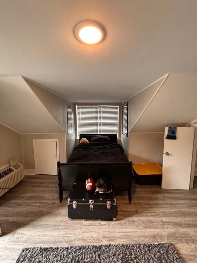 Bed not included - 3523 Barwood Cir