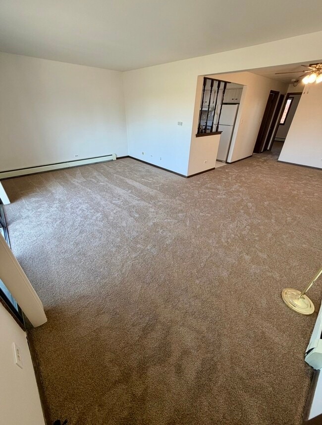 Building Photo - 8549 W 151st St