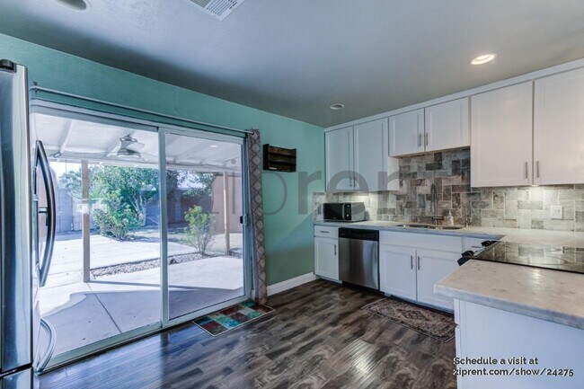 Foto del edificio - 1214 N 78th St